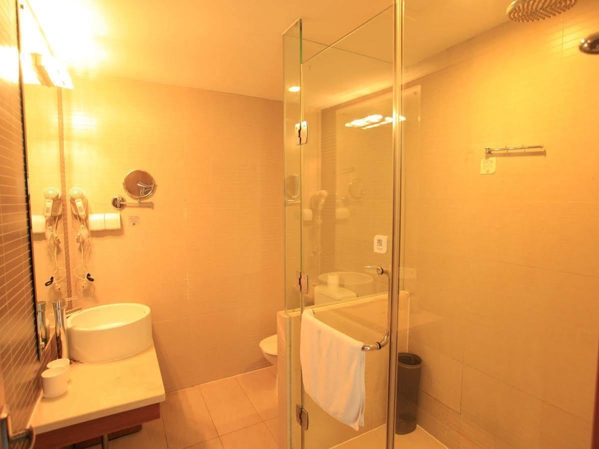 Donghua Hotel Pekin Dış mekan fotoğraf